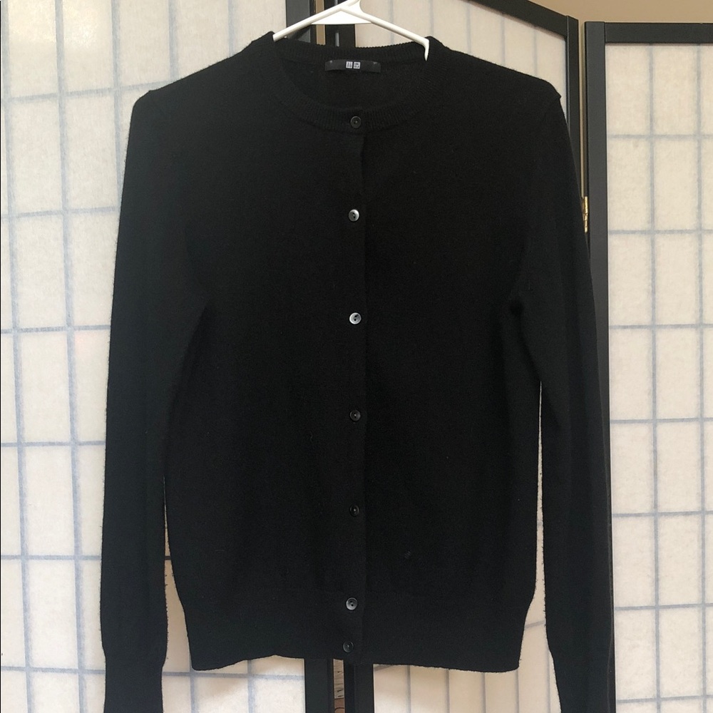 100 % Cashmere Uniqlo Black Women's Cardigan Sweater